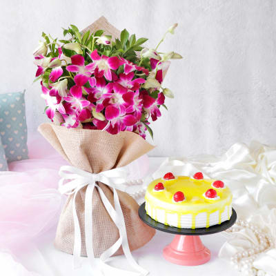Cakes & Flowers